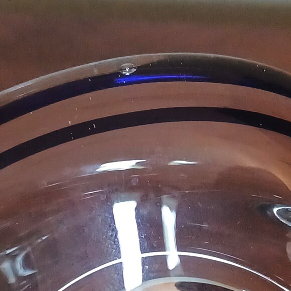 Vtg Lillian Vernon Cobal Ribbon Clear Art Glass Dish - Picture 4 of 5